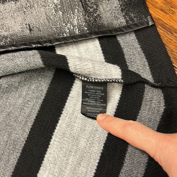 Lauren Vidal long cardigan - Picture 10 of 10